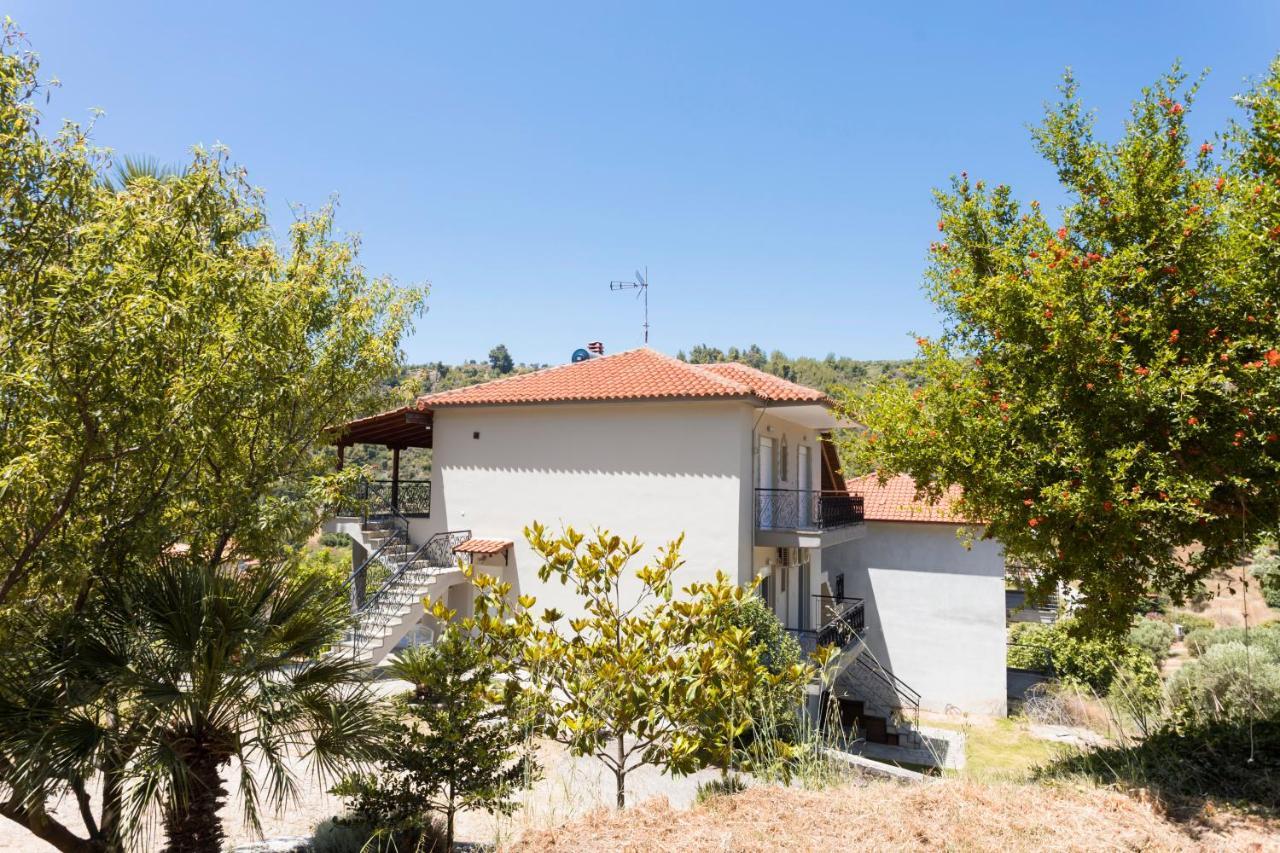 Apartment Fotini's House *