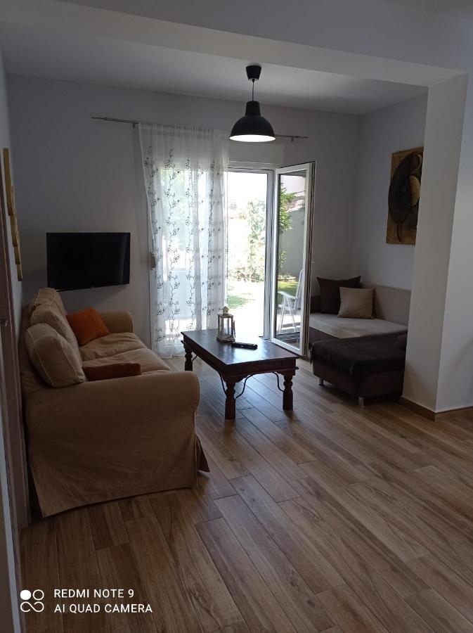 Apartment Fotini's House *